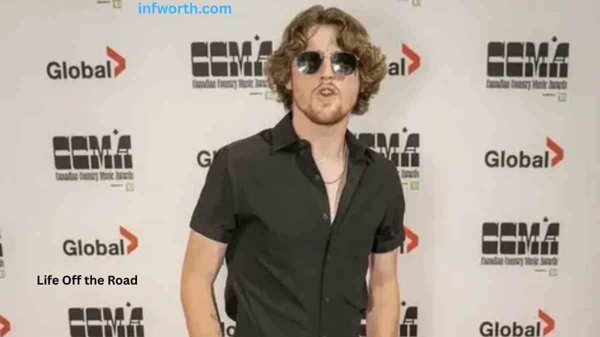 Bailey Zimmerman wearing sunglasses at a music event – Bailey Zimmerman Net Worth